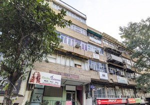 OYO 27979 Krishna Residency