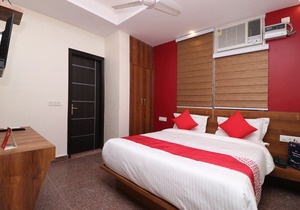 OYO 36848 Embellish Inn
