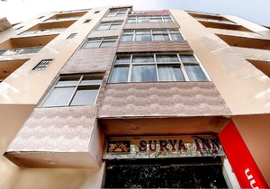 OYO 49750 Surya Inn