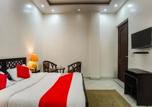 OYO 66574 Mandakini Villa