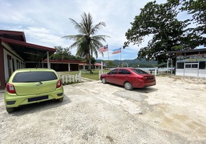 OYO 90319 Ambong Bay Resthouse Homes