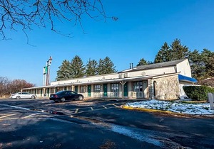 OYO Hotel Wadsworth OH I-76