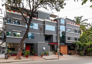 OYO Townhouse 007 Indiranagar