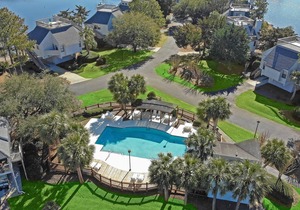 Oyster Catcher 131 3BR 3BA Villa w Kitchen