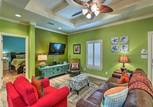 Pacifica Condo with Balcony, Walk To Beach!
