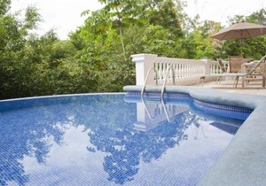 Pacifico Colonial Condominiums