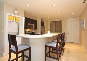 Pacifico L312 - Updated 2 Bed/2 Bath - Pool Views
