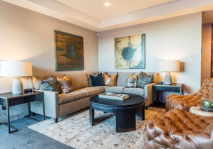Padre Canyon Residences - King Suite