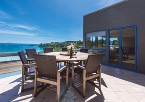 Palm Beach Lodge - Totara