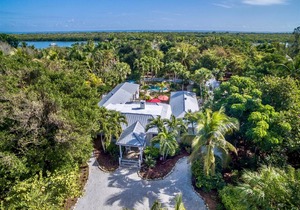 Palmflower House