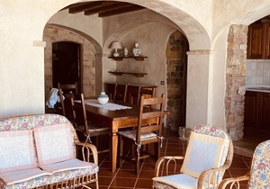Panoramic villa on the hills between Florence and Siena