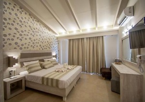 PARADISE APARTMENTS & SUITES
