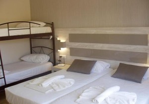 PARADISE APARTMENTS & SUITES