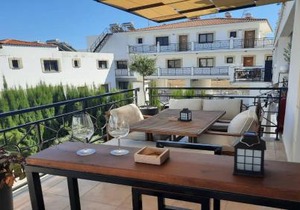 Paramount Gardens Resorts C201