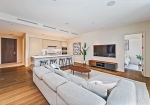 Park Lane Ala Moana 8803