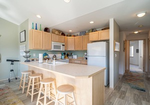 Park Pointe A301 - Community Pool/Hot tub
