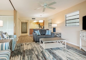 Park Shore Resort- Incredible water views! 1.25 miles to beach! Free Wifi & Basic Cable.