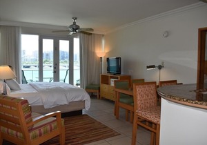 Parlor w Ocean & Lagoon view 2 guests (E14)