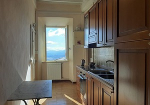Part of a large house in the center of Monte Castelli Pisano