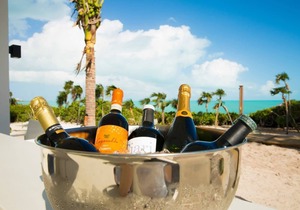 Partial Oceanview Studio Plus Free Breakfast now 'til end June