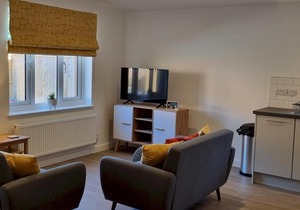 Pass the Keys 3 Devondale Bungalows Modern bungalow with parking near the beach