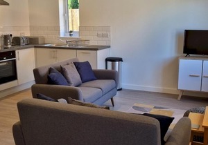 Pass the Keys 4 Devondale Bungalows Delightful seaside bungalow w parking near beach