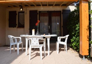 Pavillon 2 pièces + mezzanine, piscine, proche plage, quartier calme - 6 pers. - FR-1-229D-320