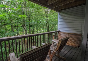 Peaceful 2B Condo - Clubhouse Access!