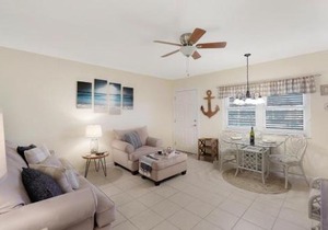Peaceful condo with pool and brief walk to beach