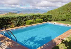 Peaceful Cottage in La Joya with Private Pool