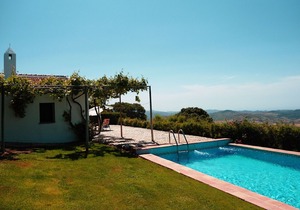 Peaceful Cottage in La Joya with Private Pool
