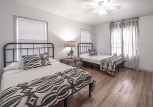 Peaceful Retreat 2BR/1BA Walk to Tech