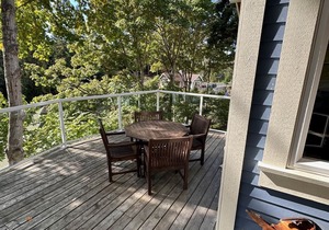 PENDER ISLAND GETAWAY - Luxury Modern Cottage
