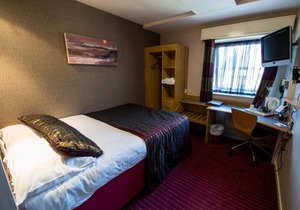 Pendulum Hotel