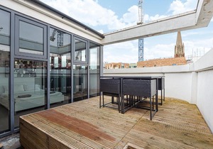 Penthouse 2BD Apartment with Roof Terrace