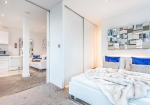 Penthouse 2BD Apartment with Roof Terrace