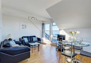 Penthouse, Lemain Garden Apts