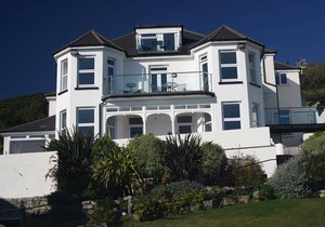 Penthouse, Lemain Garden Apts