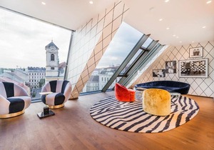 Penthouse near the town hall Vienna