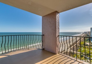 Penthouse, Two Story, 5 Balconies. Oceanfront w/Great Views!