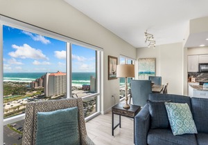Penthouse Unit ~ Lockout Style ~Private Foyer ~ Gulf Views