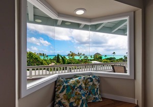 Penthouse View in Lanikai LANIKAI NUC 90/BB -0108 Most comfortable for 2 or 3.