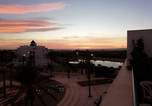 Penthouse with sea views in Playa Serena