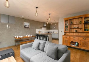 PenthouseStays nr Notting Hill - Luxury 2 Bedroom King Bed Apartment - near Portobello Road