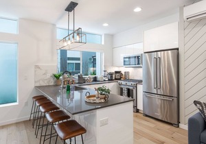 Perch - Capitol Luxe Six: Central Capitol Hill | Walk score 96