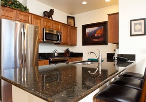 Peregrine Point Condo Steps to Lifts - Amazing Views