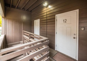 Perfect 2 bedroom Getaway in historic neighborhood