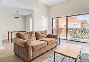 Perfect 2 bedroom Old Town Scottsdale Condo