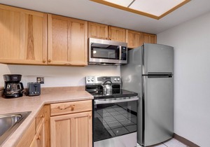 Perfect Downtown Retreat with ALL NEW APPLIANCES AS OF FALL 2025!