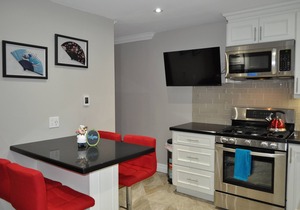 Perfect Downtown Toronto, Heart Of Queen West - 20 Minute Walk To CN Tower